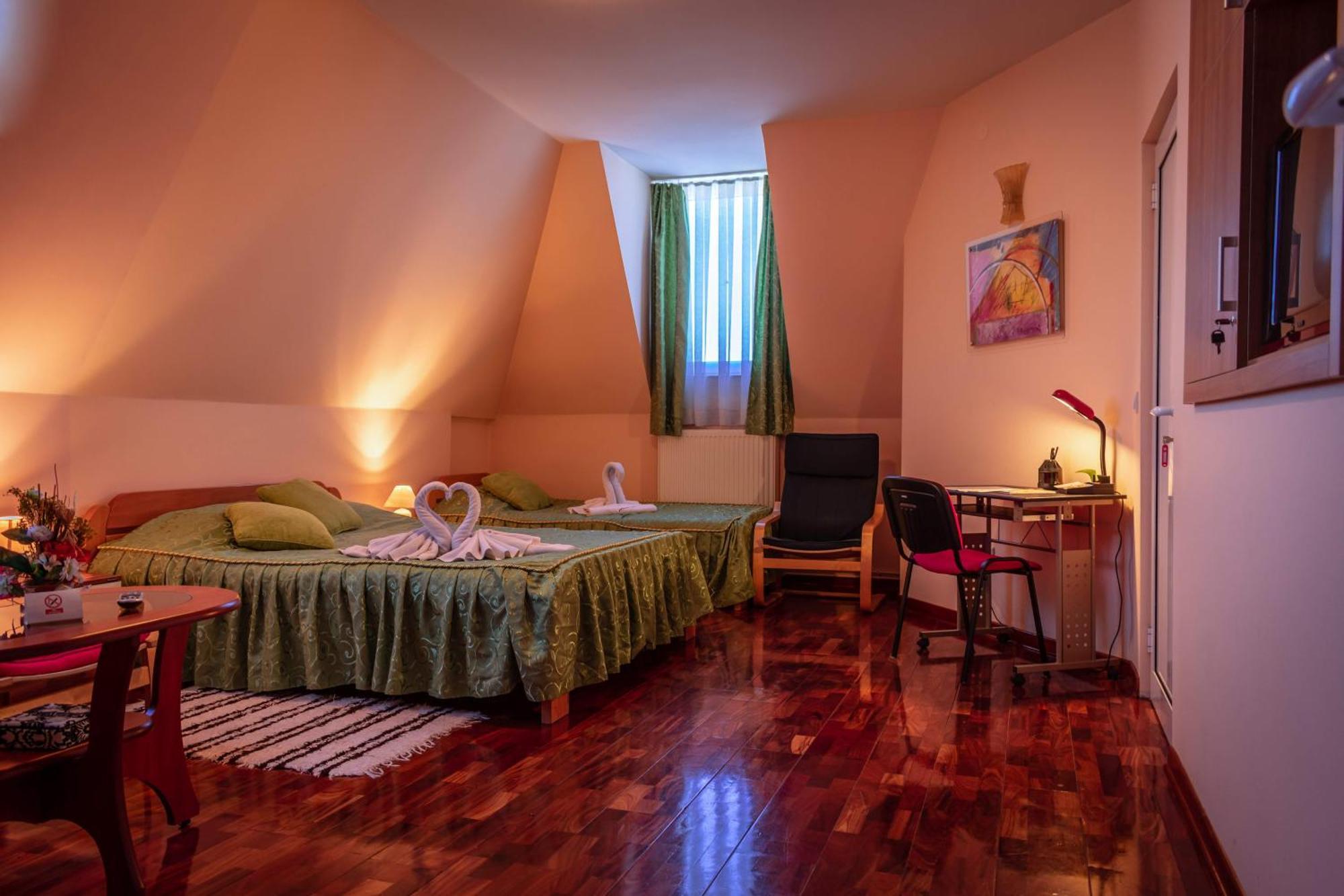 Garni Hotel Lama クラグイェヴァツ 部屋 写真